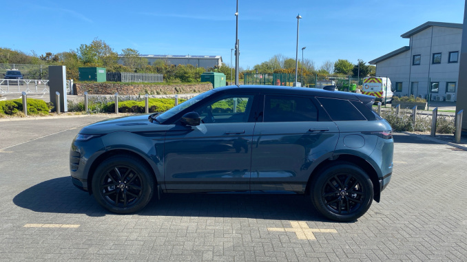 Land Rover Range Rover Evoque 1.5 P270e Dynamic SE 5dr Auto Hatchback - Image 21